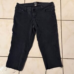 Torrid Denim Black Capri Jeans Women Raw Hem Frayed Cropped Plus Size 12